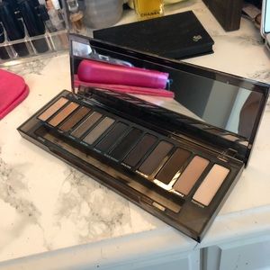 Naked urban decay smoky pallete